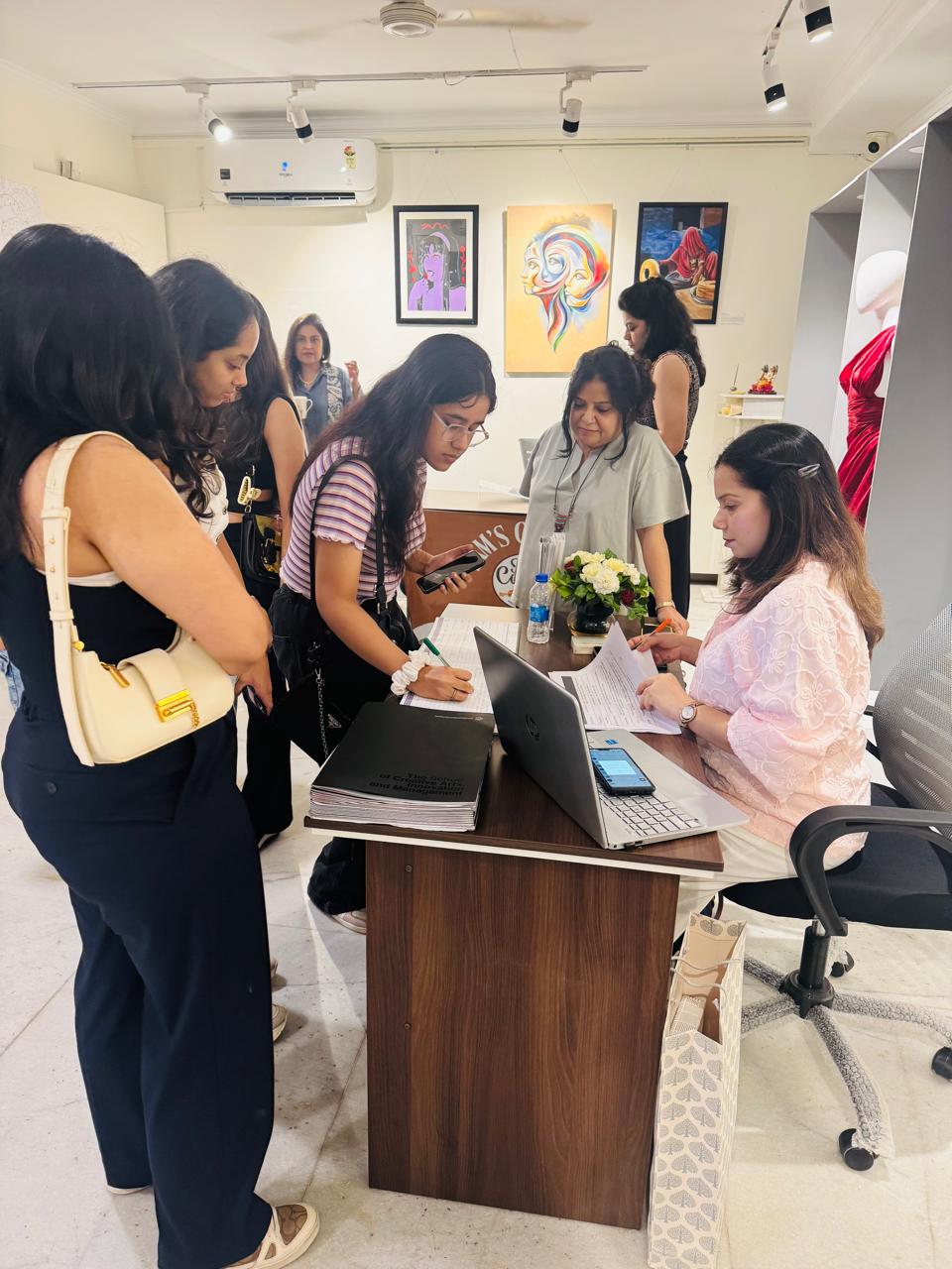 WhatsApp Image 2025-12-09 at 12.08.22 PM (4)